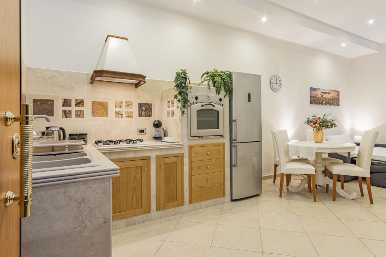 Cafiero Apartment Бари Екстериор снимка