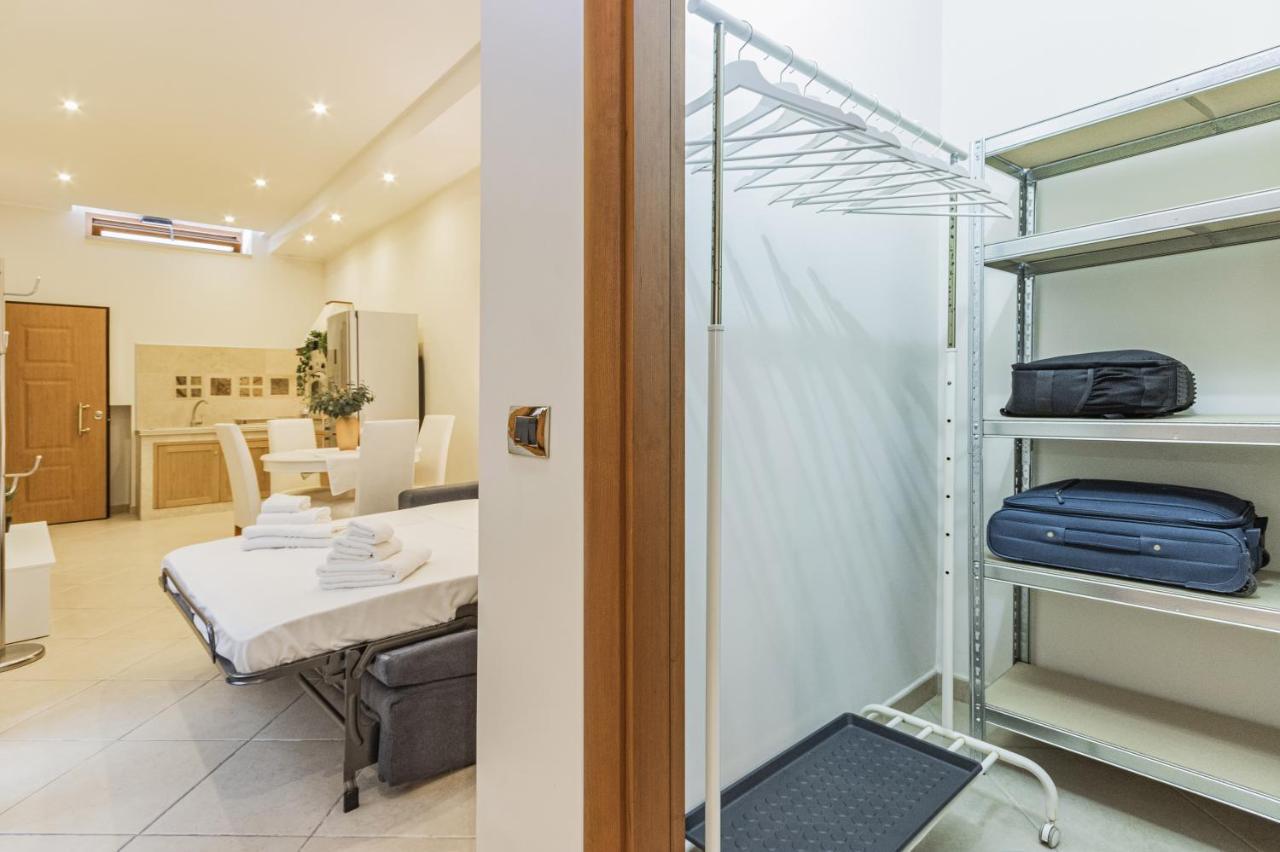 Cafiero Apartment Бари Екстериор снимка