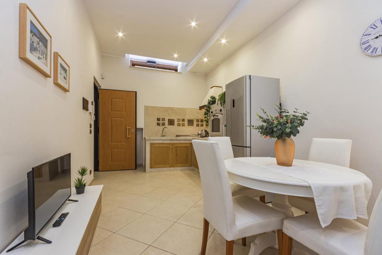 Cafiero Apartment Бари Екстериор снимка